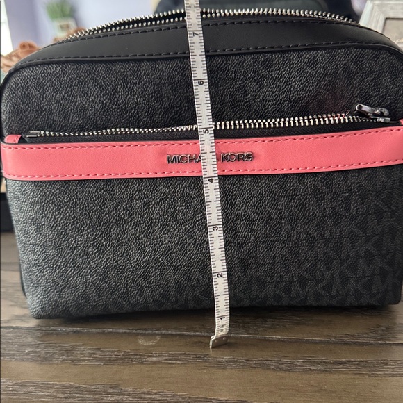 Michael Kors Black and Pink Messenger Bag - Picture 9 of 9